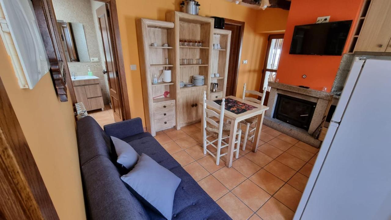 Villa Casa jardin Mariana à Lubián Extérieur photo